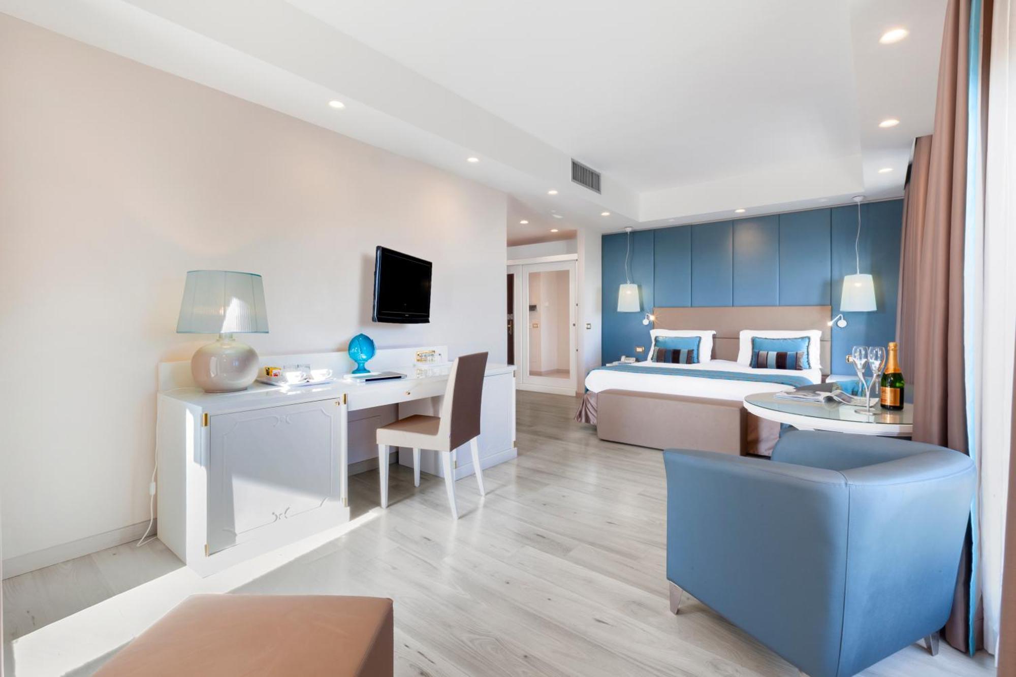 פיאנו די סורנטו Nastro Azzurro Resort מראה חיצוני תמונה